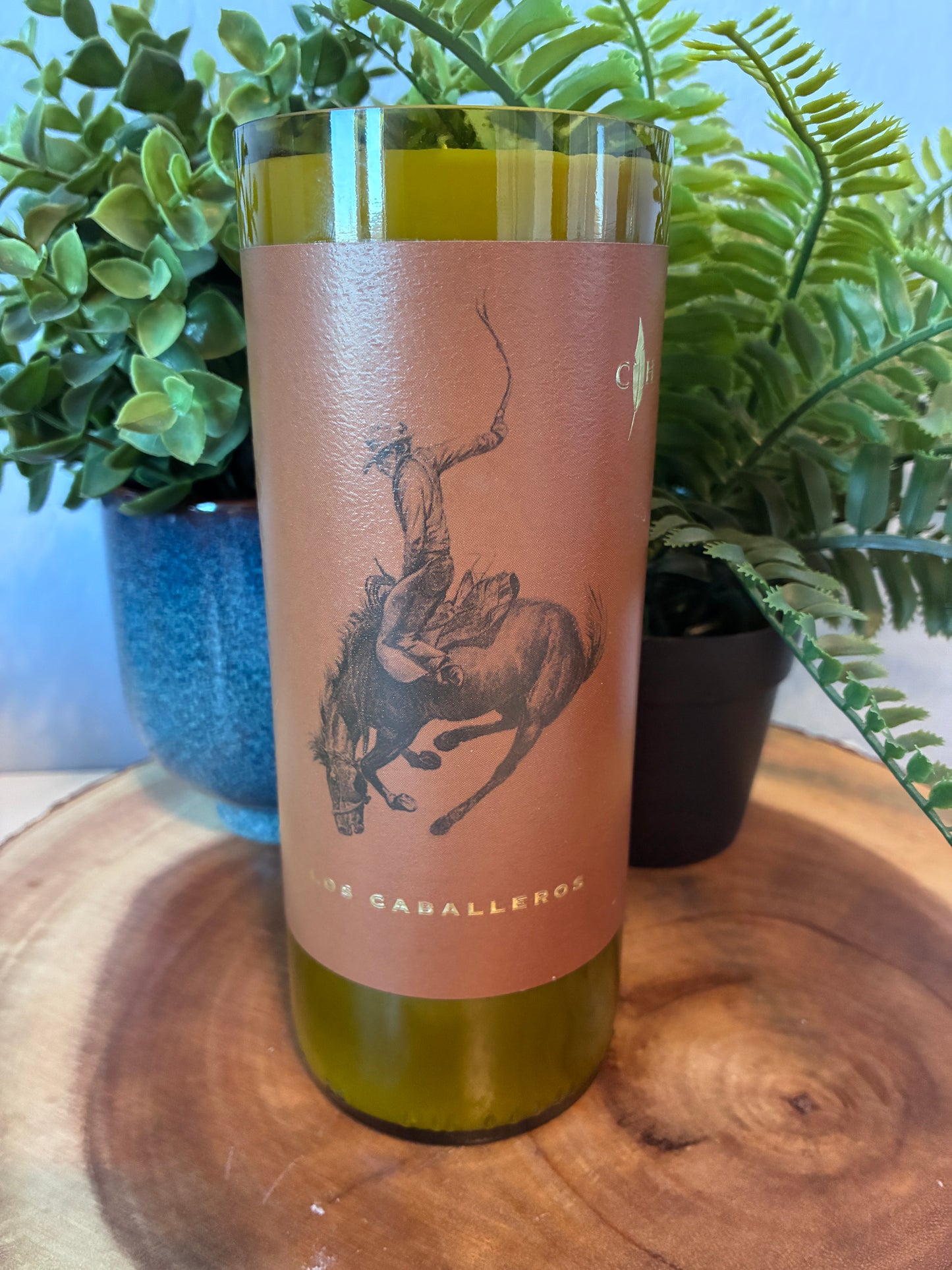 Los Caballeros Red Wine Candle