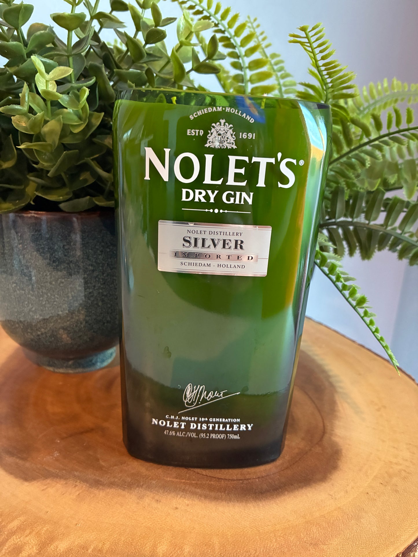 Nolets Dry Gin Candle