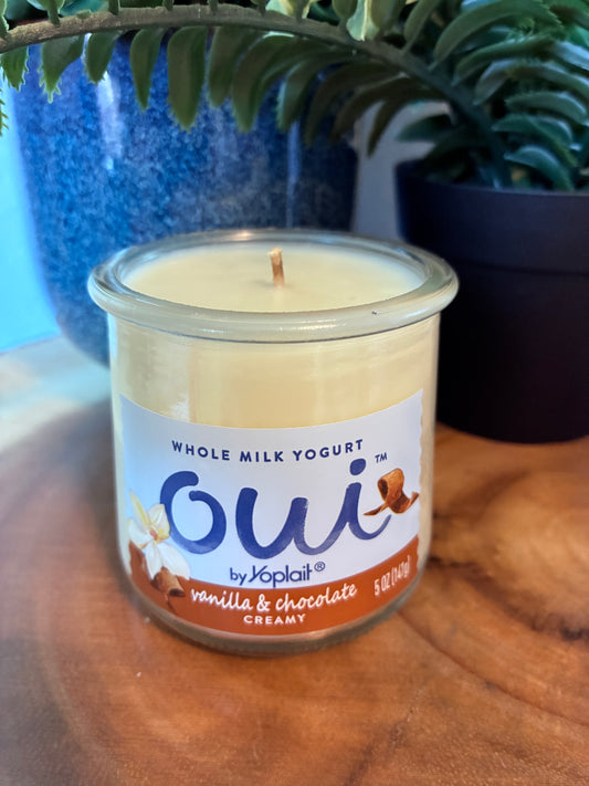Oui 'Vanila & Chocolate' Yogurt Candle