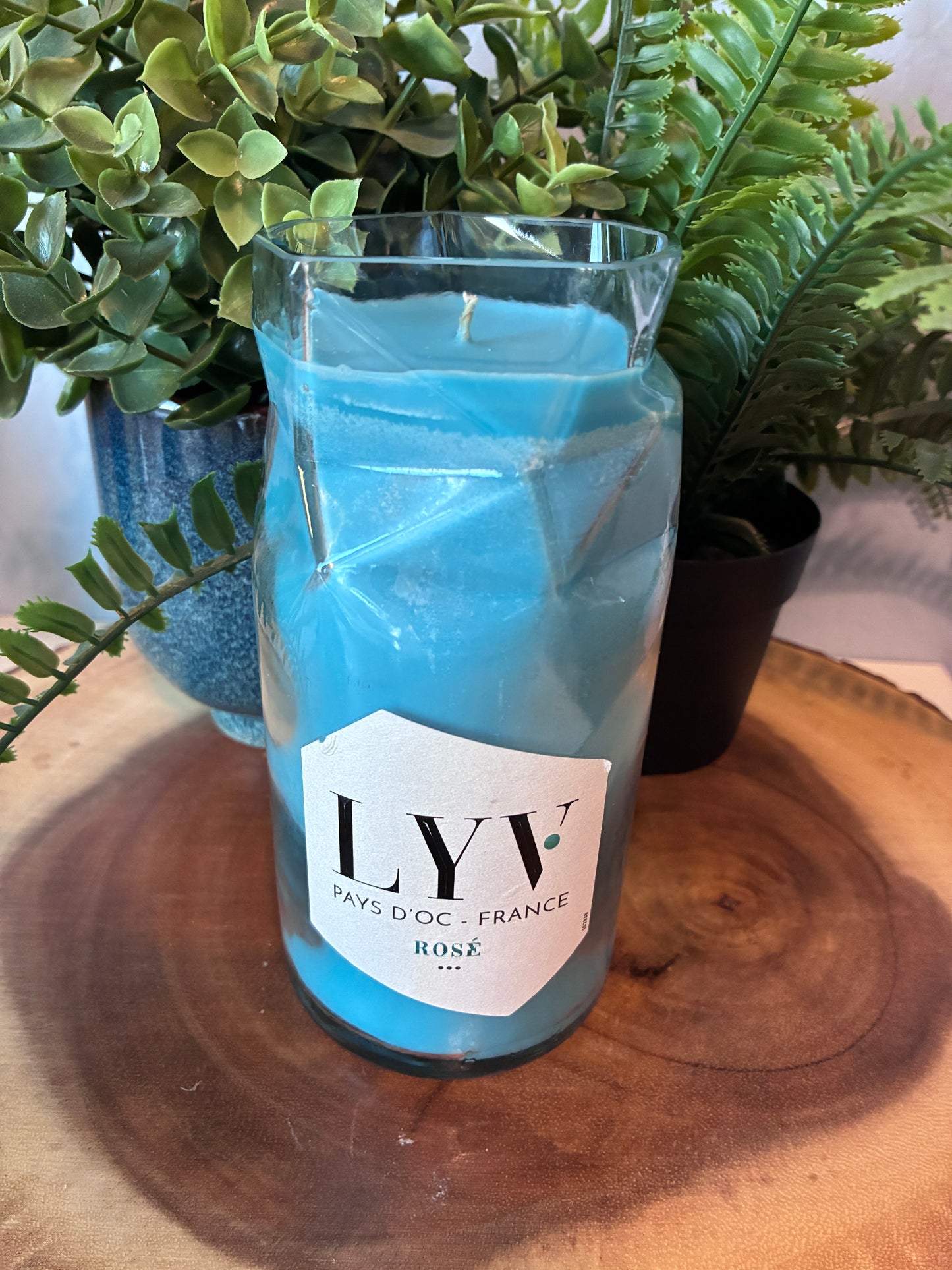 Lyv Rose Wine Candle