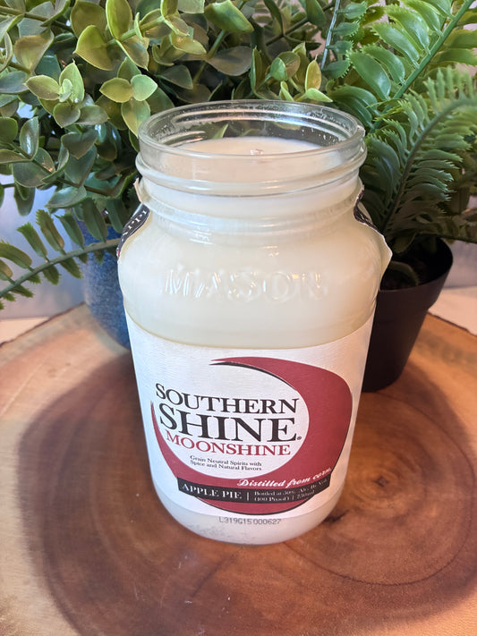 Southern Shine 'Apple Pie' Moonshine